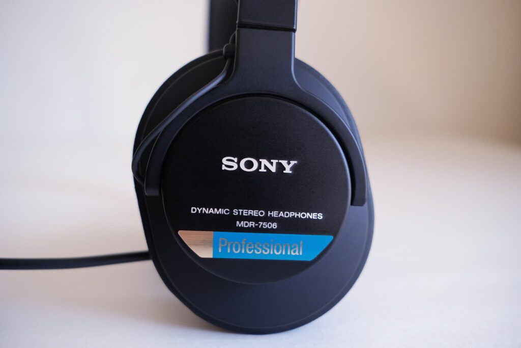 保障できる SONY MDR-7506 SONY ヘッドホン オーディオ機器