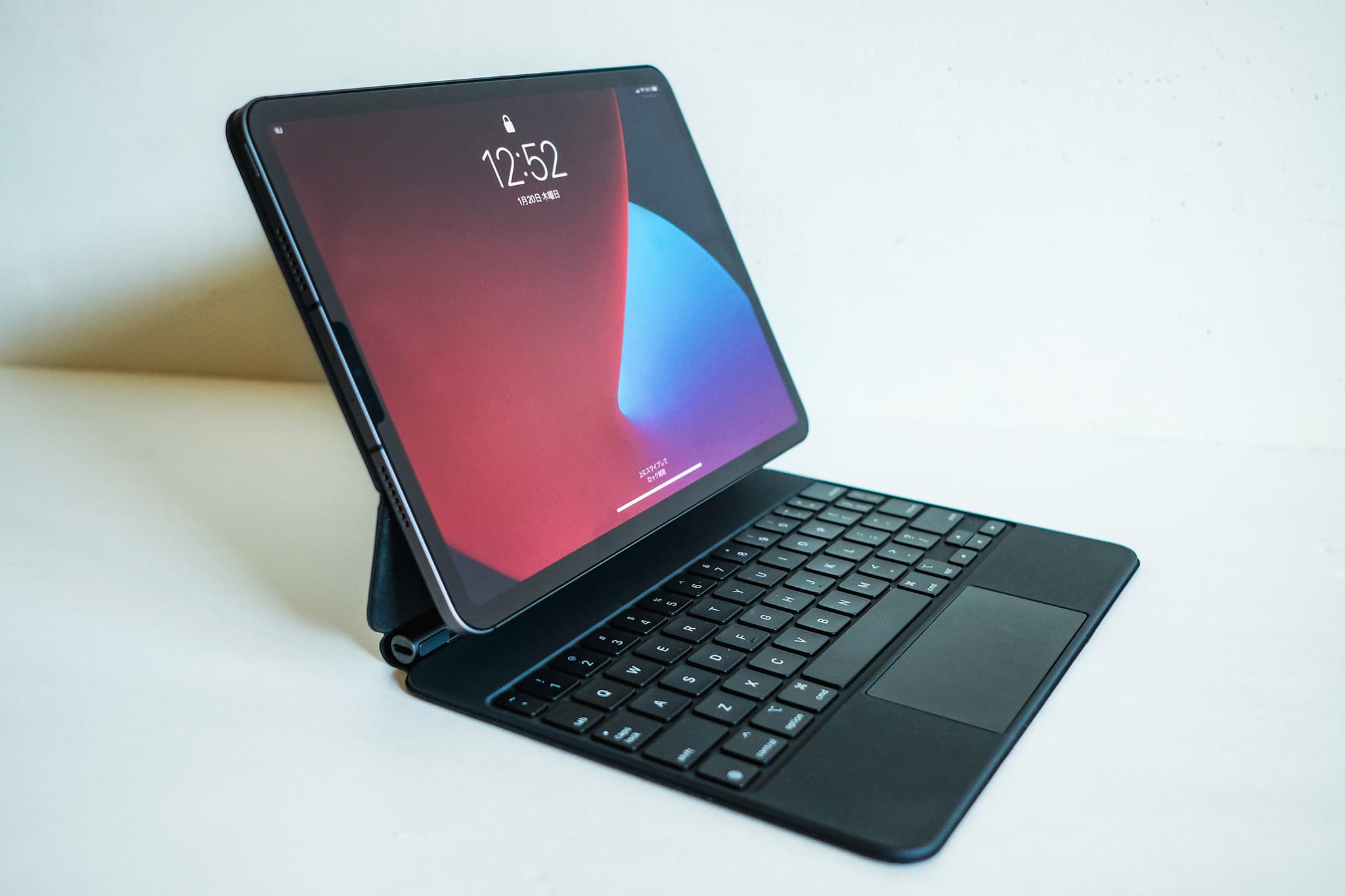 iPadで快適なトラックパッド付きキーボードを選択する難しさ｜iPad用のMagic Keyboard｜使い勝手さいこーなのだが。。。