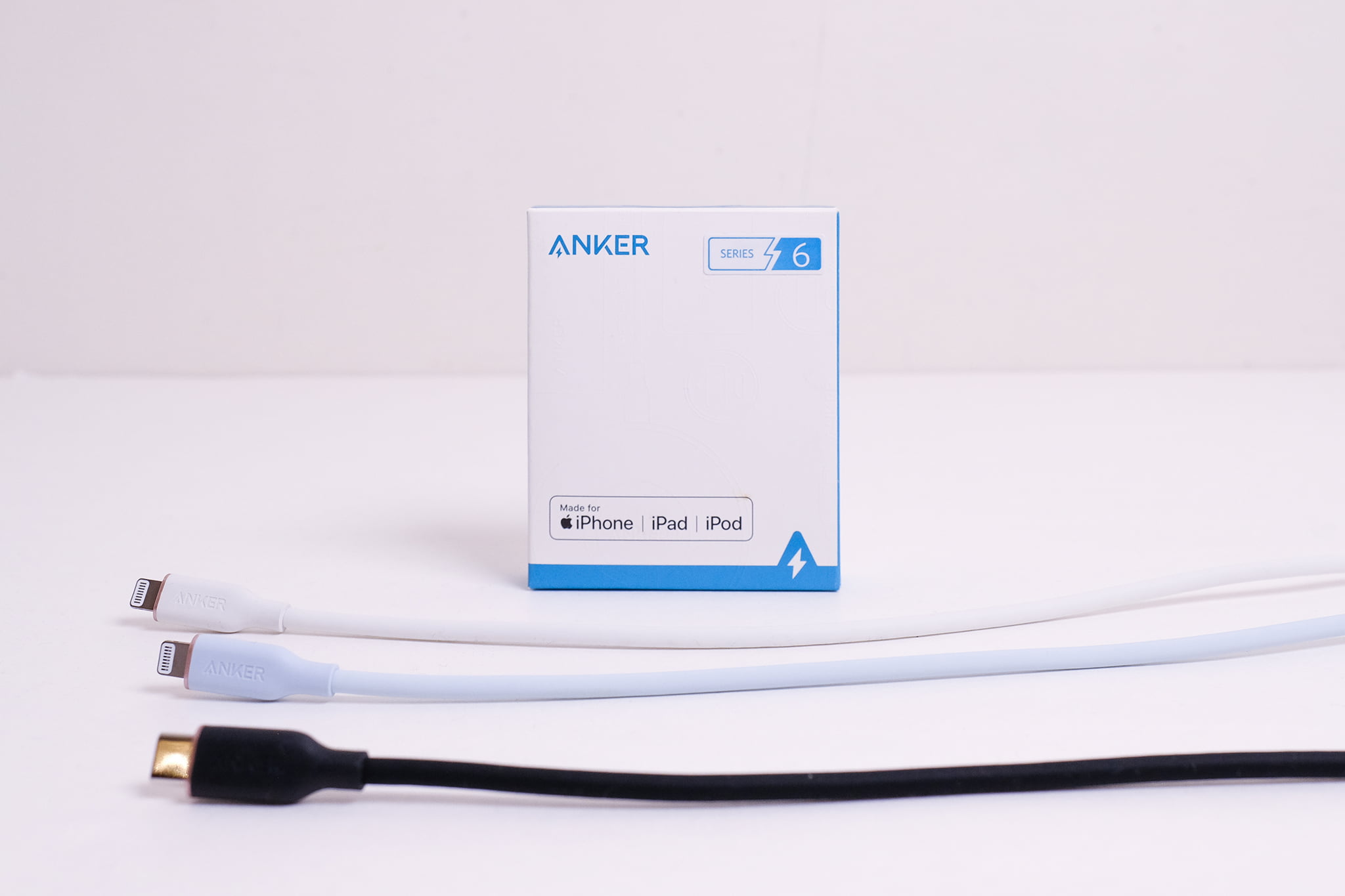 Anker PowerLine III Flowで、充電器の本気を見よう！