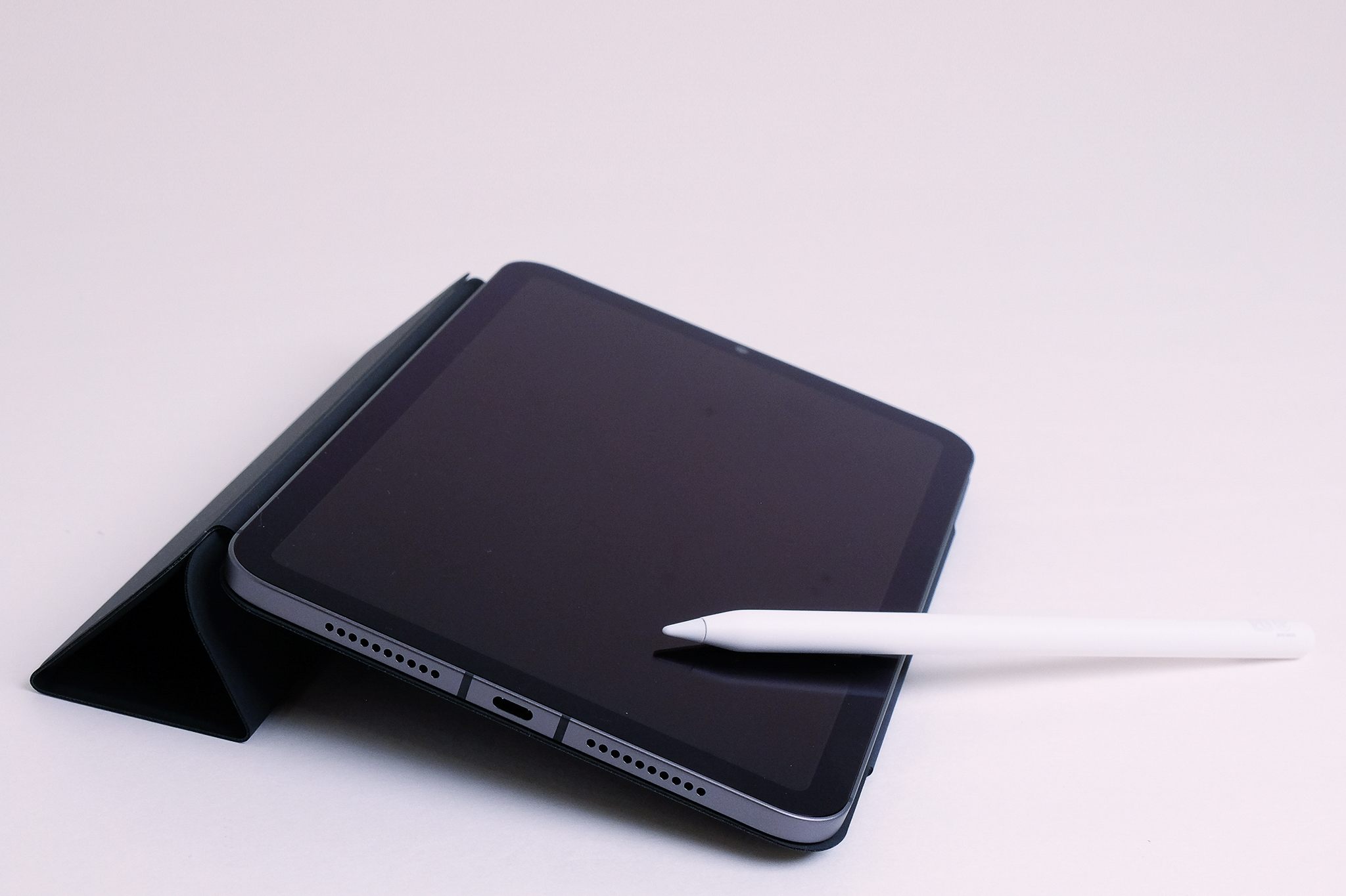 ESR iPad mini6 case  (カバー/ケース) の装着写真