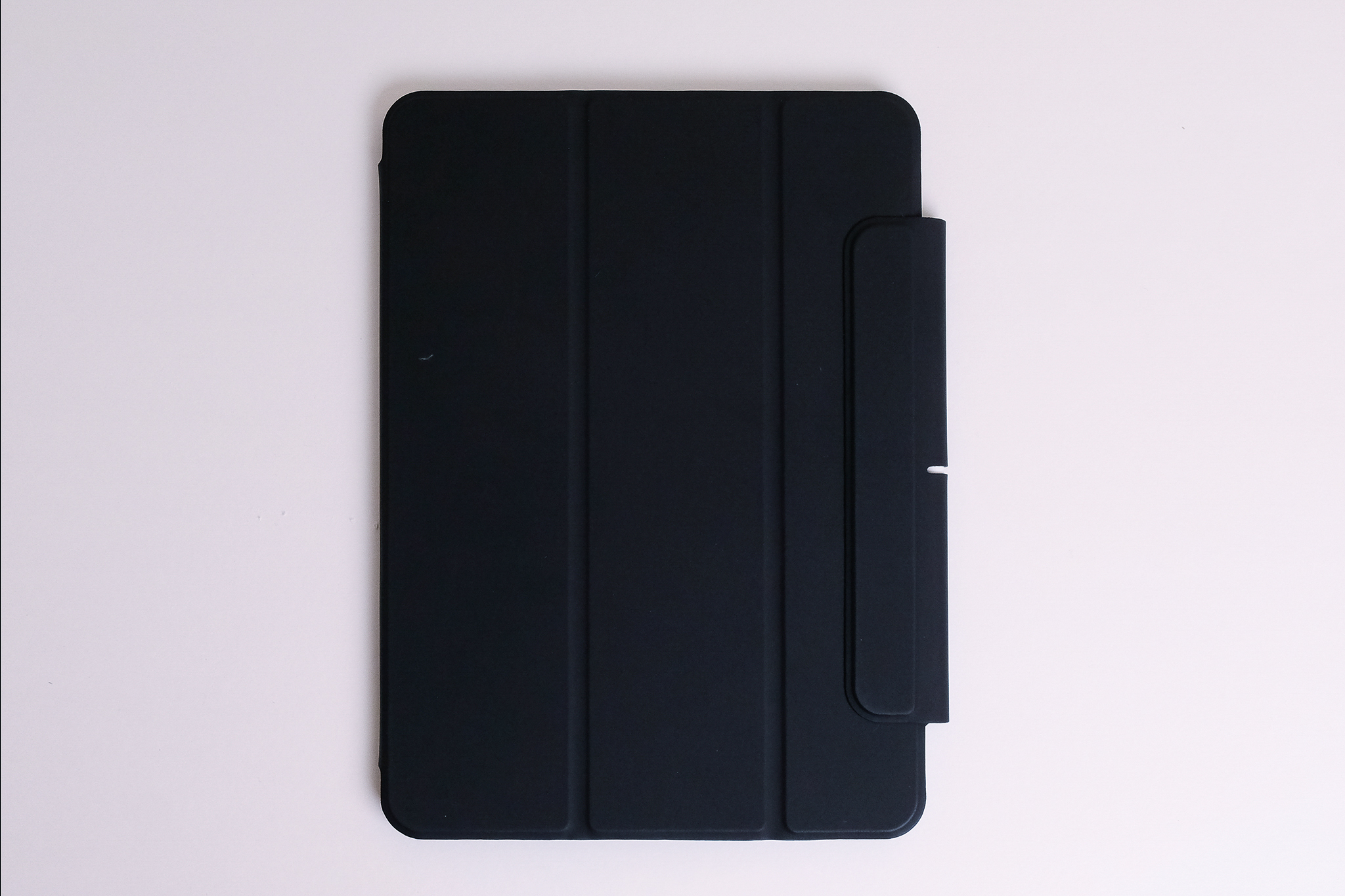 ESR iPad case レビュー！純正品以上と噂のiPadケースを5つの視点でチェック