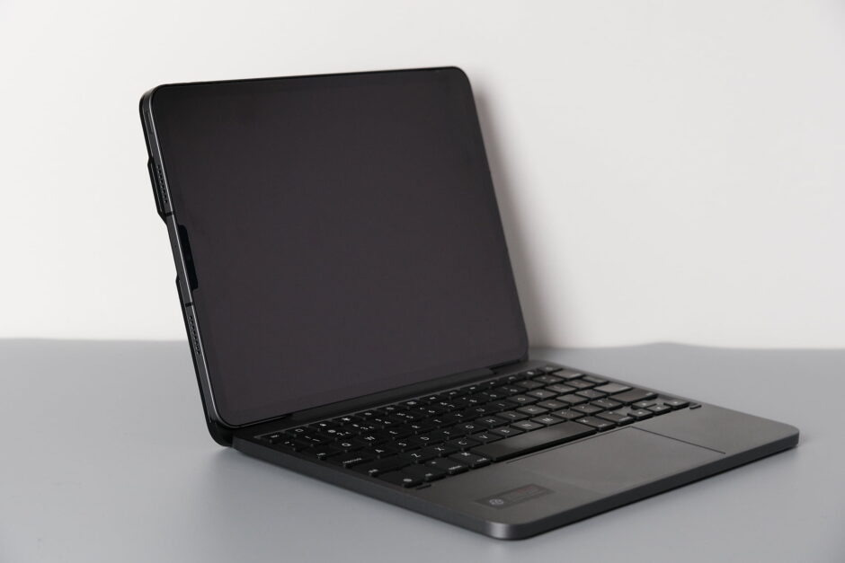 Brydge MAX+ 1年レビュー｜「 iPad ノートPC化 」を超絶スタイリッシュに！iPad用 キーボード