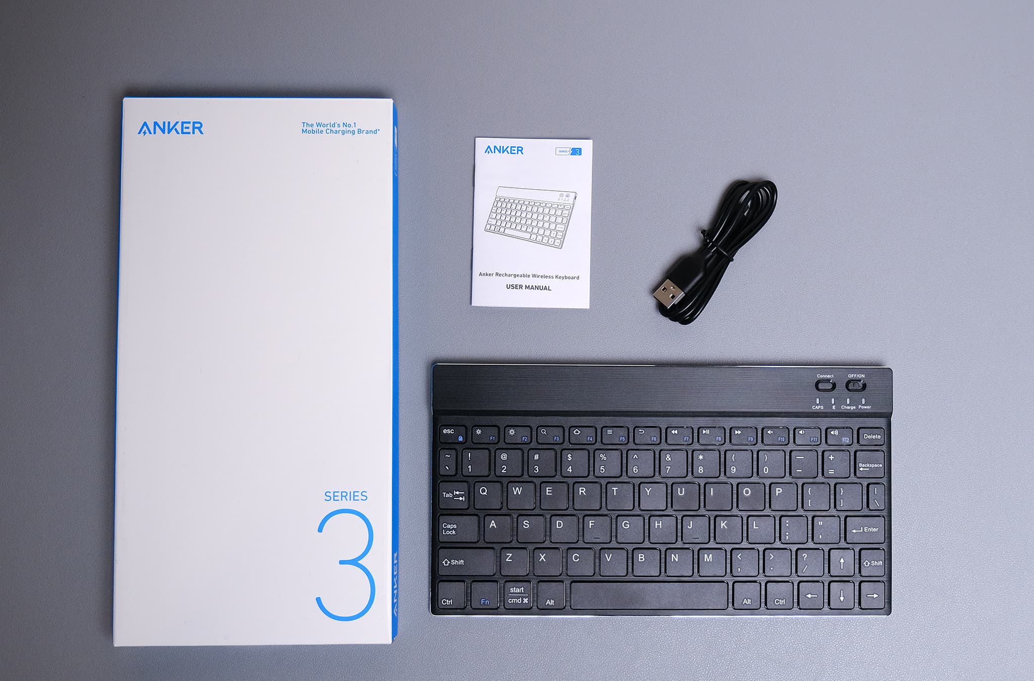Anker Rechargeable ワイヤレスキーボード | パッケージ＆付属品
